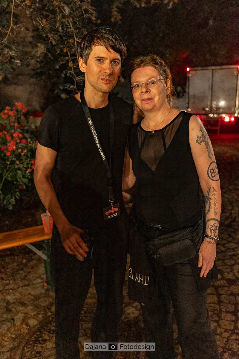 Isaac Howlett - Empathy Test mit Fan - 2. Black Lower Castle Festival