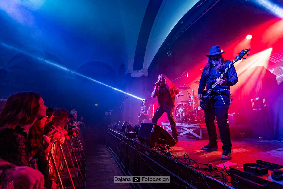 DajanaFotodesignWEB_20230310_Firewind_Felsenkeller_0065