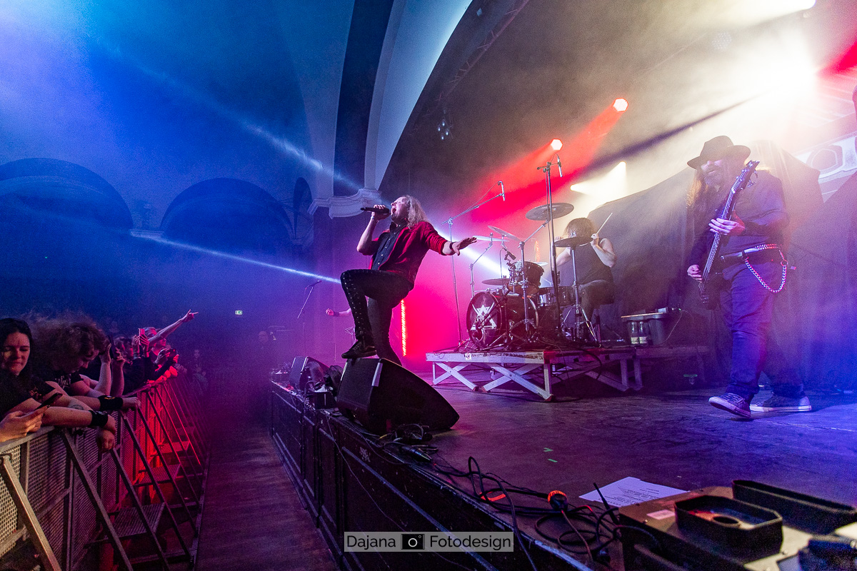 DajanaFotodesignWEB_20230310_Firewind_Felsenkeller_0103