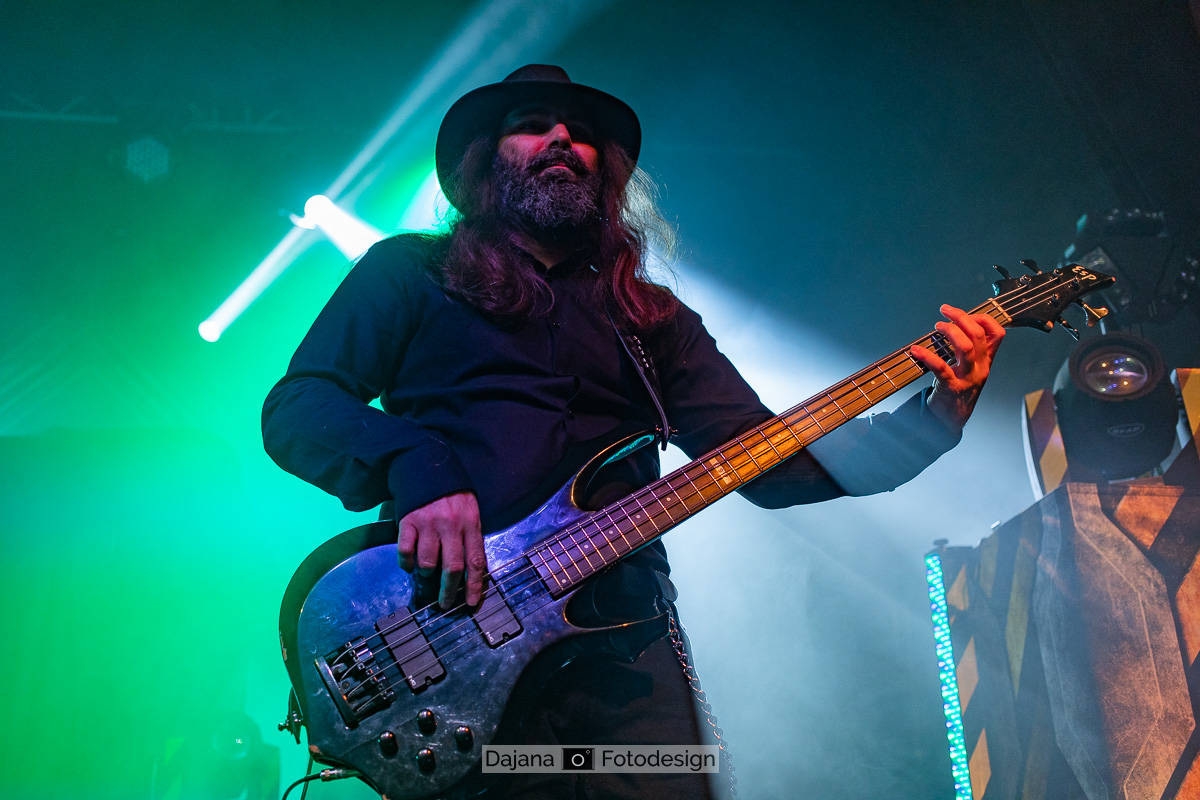 DajanaFotodesignWEB_20230310_Firewind_Felsenkeller_0258
